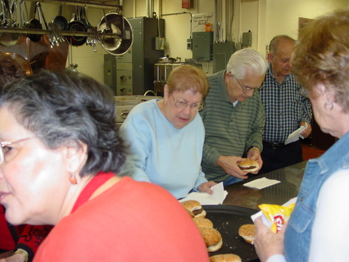 ./Gallery/PastaDinner11-17-10/DSC05781.JPG