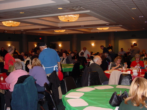 ./Gallery/PastaDinner11-17-10/DSC05799.JPG