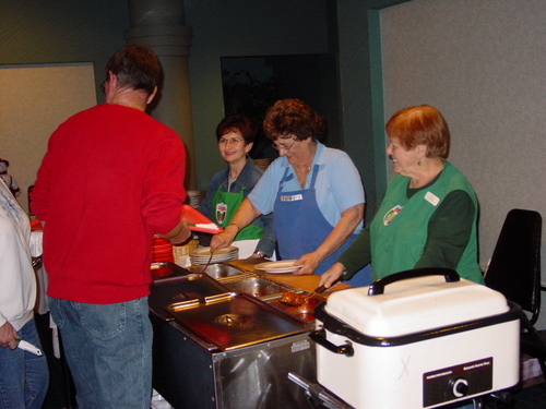 ./Gallery/PastaDinner11-17-10/DSC05803.JPG