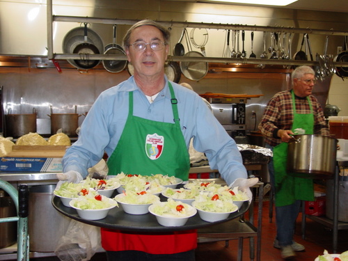 ./Gallery/PastaDinner11-17-10/DSC05804.JPG