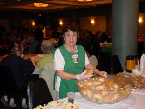 ./Gallery/PastaDinner11-17-10/DSC05806.JPG