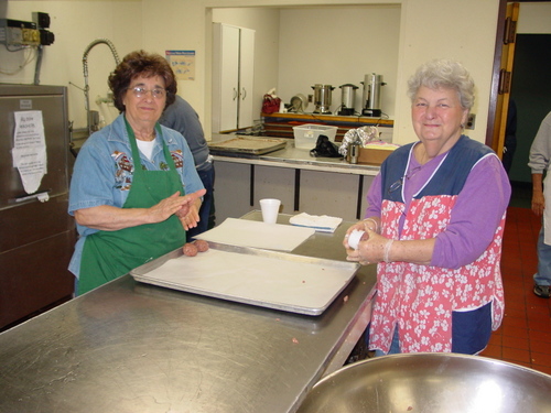 ./Gallery/PastaDinner5-17-13a/DSC07496.JPG