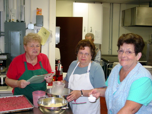 ./Gallery/PastaDinner5-20-09/DSC03640.JPG