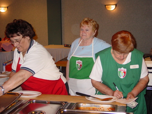 ./Gallery/PastaDinner5-20-09/DSC03682.JPG