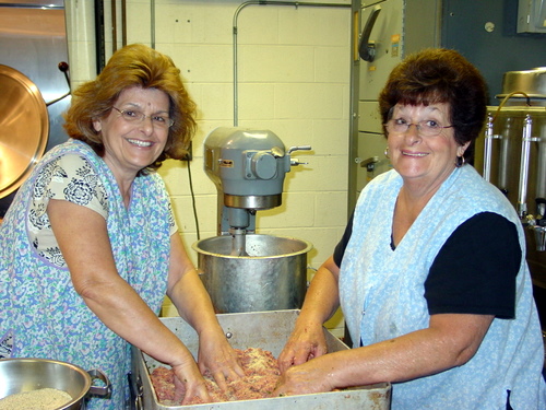 ./Gallery/PastaDinner5-21-08/DSC02875.JPG