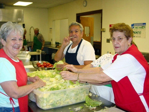 ./Gallery/PastaDinner5-21-08/DSC02882.JPG