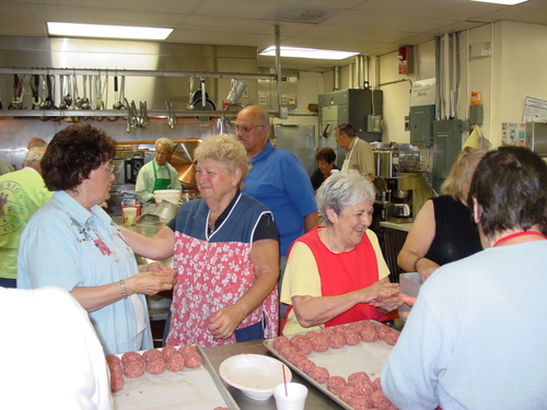 ./Gallery/PastaDinner6-17-09/DSC03705.JPG