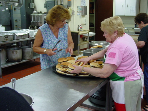 ./Gallery/PastaDinner6-17-09/DSC03707.JPG