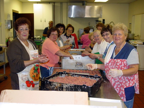 ./Gallery/PastaDinner6-18-08/DSC02912.JPG