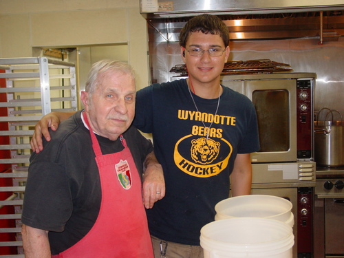 ./Gallery/PastaDinner6-18-12/DSC07046.JPG