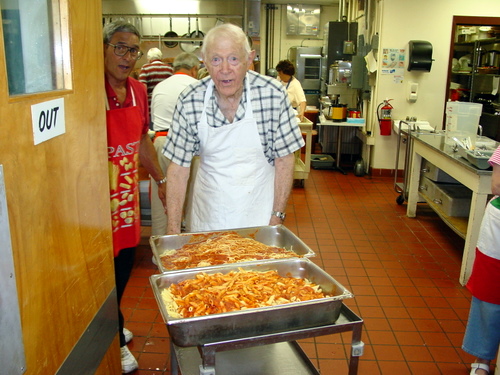./Gallery/PastaDinner7-15-09/DSC03970.JPG