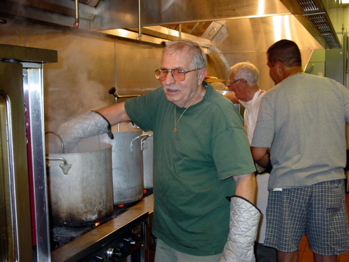 ./Gallery/PastaDinner7-16-08/DSC03008.JPG