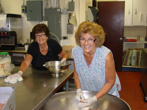 ./Gallery/PastaDinner7-17-13/DSC07572.JPG