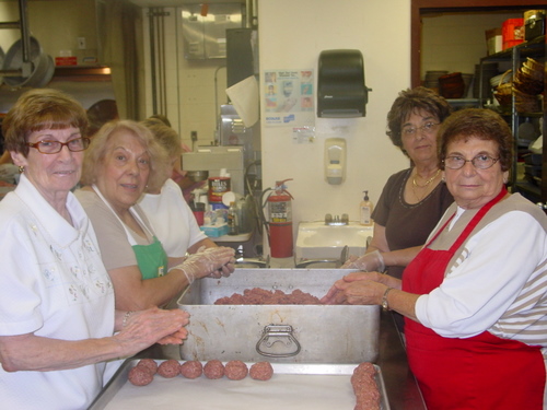 ./Gallery/PastaDinner7-20-11/DSC06501.JPG