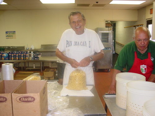 ./Gallery/PastaDinner7-20-11/DSC06514.JPG