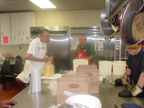 ./Gallery/PastaDinner7-20-11/DSC06516.JPG