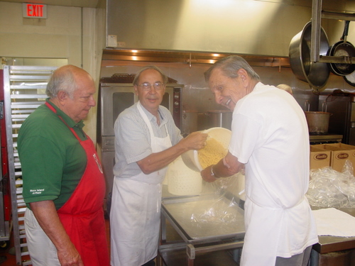 ./Gallery/PastaDinner7-20-11/DSC06517.JPG
