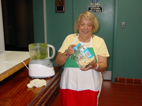 ./Gallery/PastaDinner7-21-10/DSC05183.JPG