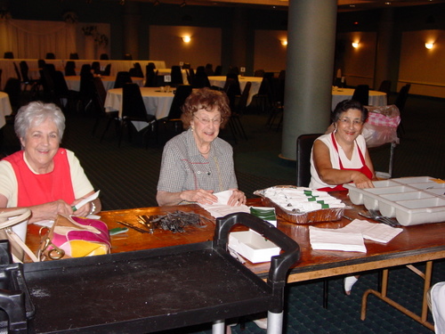 ./Gallery/PastaDinner7-21-10/DSC05188.JPG