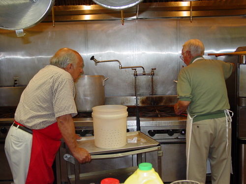 ./Gallery/PastaDinner7-21-10/DSC05203.JPG