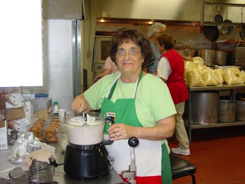 ./Gallery/PastaDinner8-15-12/DSC07146.JPG