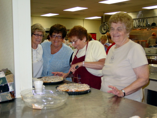 ./Gallery/PastaDinner8-19-09/DSC04098.JPG