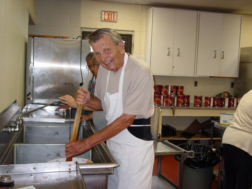 ./Gallery/PastaDinner8-21-13/DSC07669.JPG