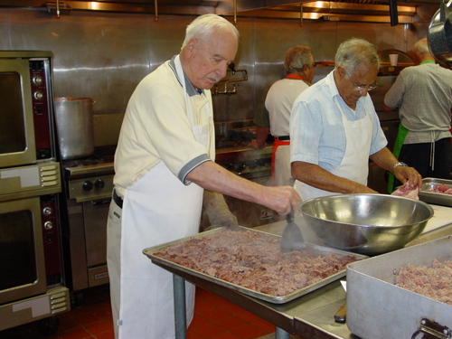 ./Gallery/PastaDinner8-21-13/DSC07674.JPG