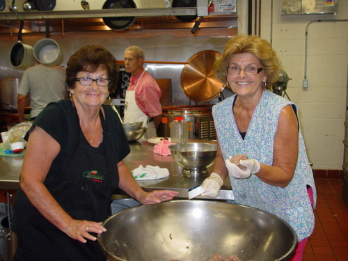 ./Gallery/PastaDinner8-21-13/DSC07677.JPG