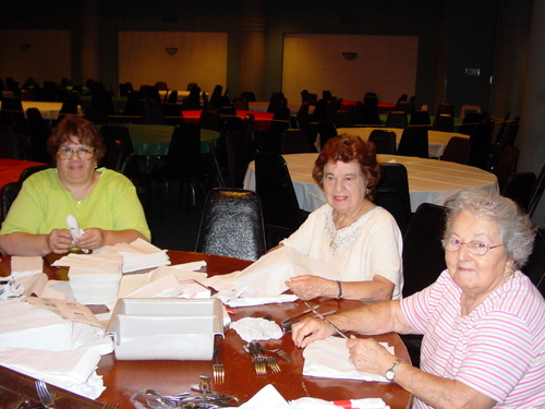 ./Gallery/PastaDinner9-16-09/DSC04297.JPG