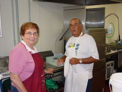 ./Gallery/PastaDinner9-16-09/DSC04300.JPG