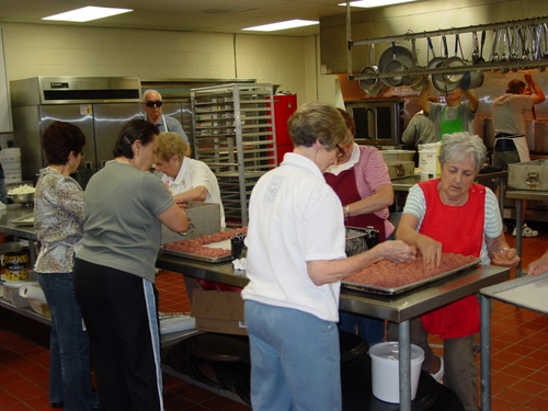 ./Gallery/PastaDinner9-16-09/DSC04305.JPG