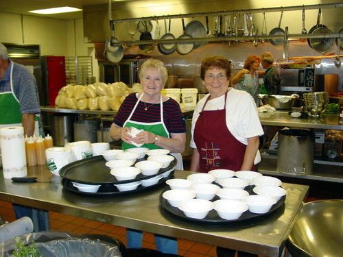 ./Gallery/PastaDinner9-17-08/DSC03267.JPG