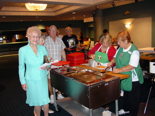 ./Gallery/PastaDinner9-17-08/DSC03284.JPG