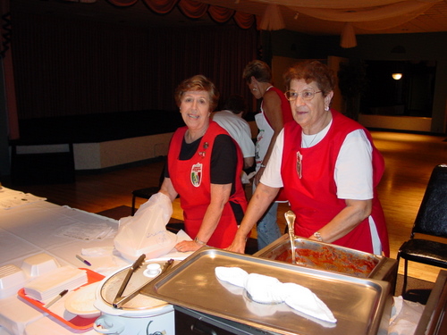 ./Gallery/PastaDinner9-17-08/DSC03287.JPG