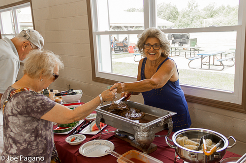 ./Gallery/Picnic2017/IMG_0014.jpg