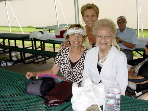 ./Gallery/Picnic7-26-09/DSC04019.JPG