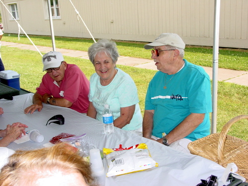 ./Gallery/Picnic7-27-08/DSC03049.JPG