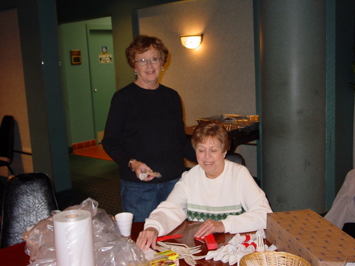 ./Gallery/StElizPasta11-11-09/DSC04781.JPG