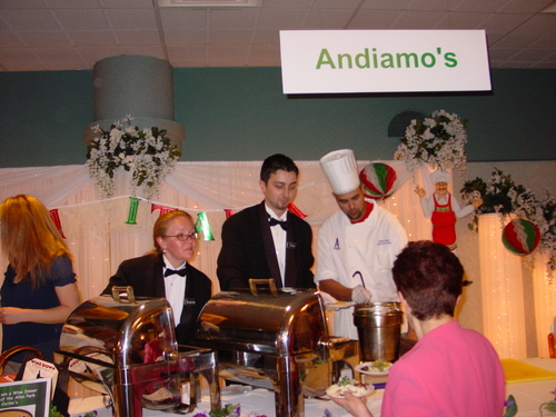 ./Gallery/TasteOfItaly5-6-09/DSC03619.JPG