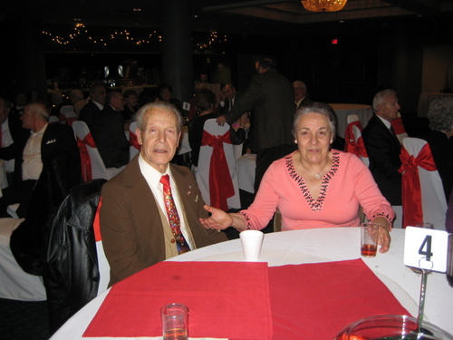 ./Gallery/XmasAdult12-10-11/IMG_1130.JPG