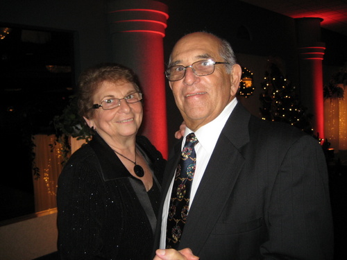./Gallery/XmasAdult12-10-11/IMG_1143.JPG