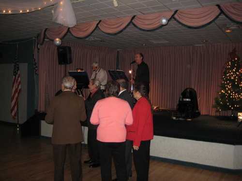 ./Gallery/XmasAdult12-10-11/IMG_1145.JPG