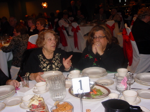 ./Gallery/XmasAdult12-11-10/DSC05886.JPG