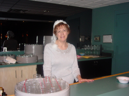 ./Gallery/XmasAdult12-11-10/DSC05909.JPG