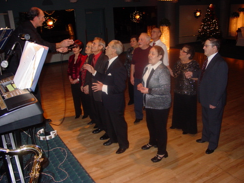 ./Gallery/XmasAdult12-11-10/DSC05926.JPG