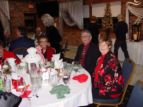 ./Gallery/XmasAdult12-18-17/DSC08818JPG.jpg