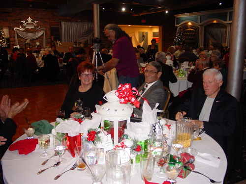 ./Gallery/XmasAdult12-18-17/DSC08824JPG.jpg