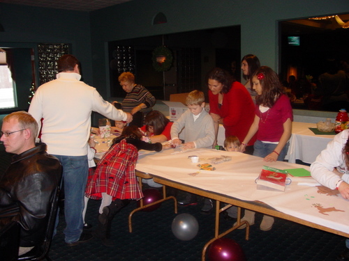./Gallery/XmasChildren12-12-10/DSC05950.JPG