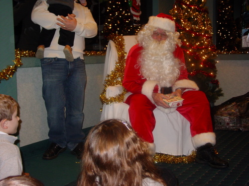 ./Gallery/XmasChildren12-12-10/DSC05961.JPG